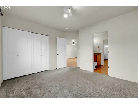 2015 2nd Street Springfield OR 97477