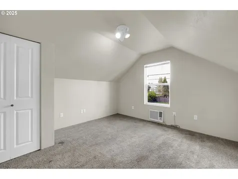 2015 2nd Street Springfield OR 97477