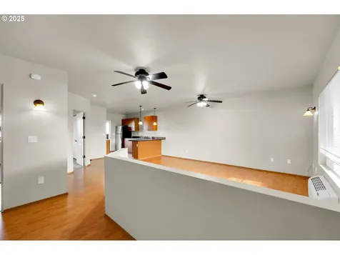 2015 2nd Street Springfield OR 97477