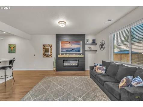 33337 SW Havlik Drive Scappoose OR 97056