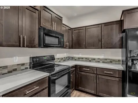 33337 SW Havlik Drive Scappoose OR 97056