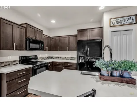 33337 SW Havlik Drive Scappoose OR 97056
