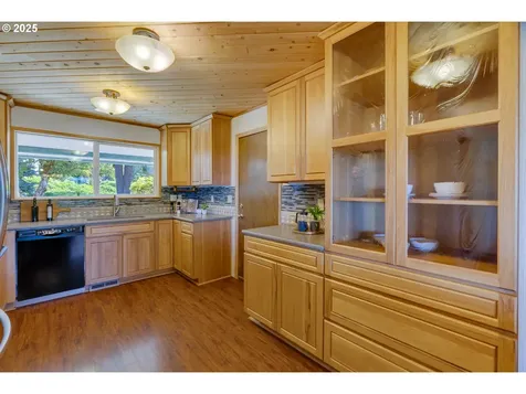 1206 NE 66th Street Vancouver WA 98665
