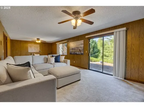 1206 NE 66th Street Vancouver WA 98665