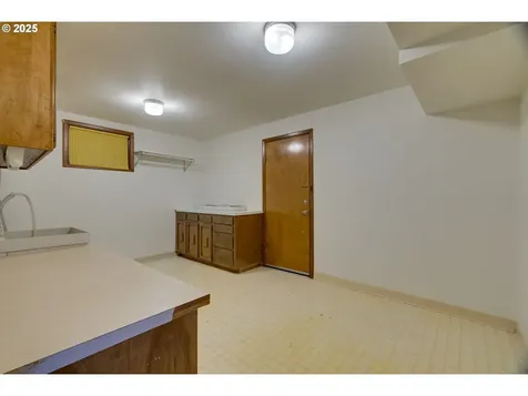 1206 NE 66th Street Vancouver WA 98665