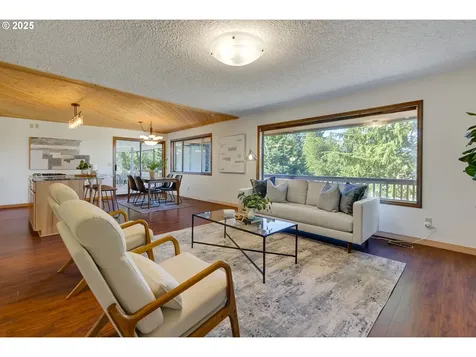 1206 NE 66th Street Vancouver WA 98665