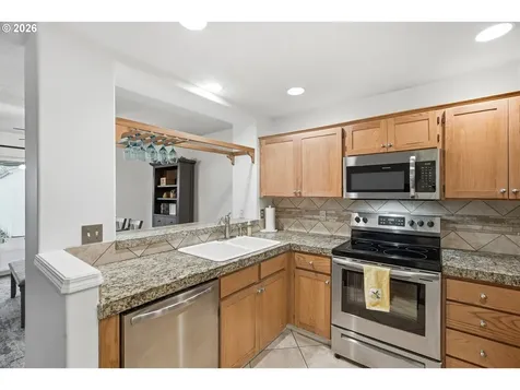12822 NW Jarvis Place Banks OR 97106