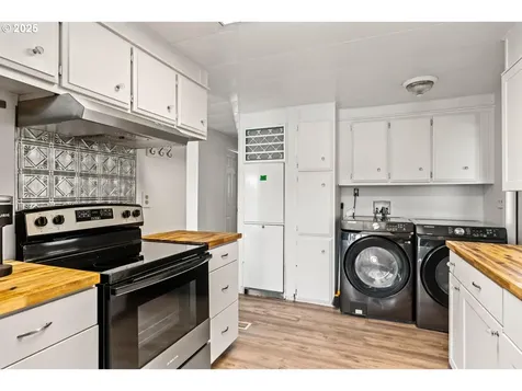 17003 SW Eldorado Drive Portland OR 97224