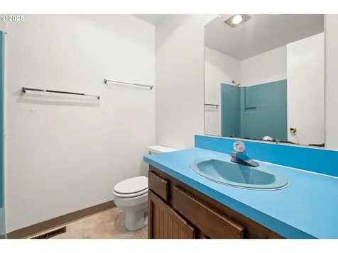 9466 SE Harney Court Portland OR 97266