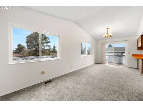 9466 SE Harney Court Portland OR 97266