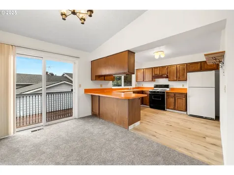 9466 SE Harney Court Portland OR 97266