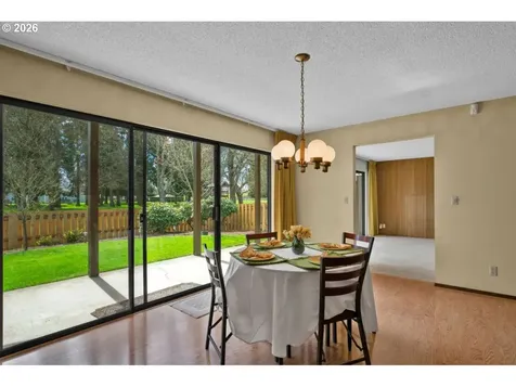 4448 Knoop Avenue Eugene OR 97402