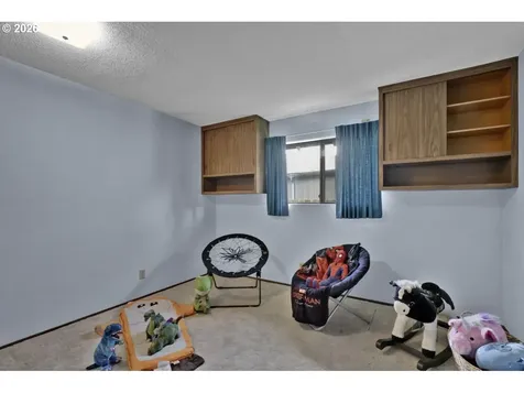 4448 Knoop Avenue Eugene OR 97402