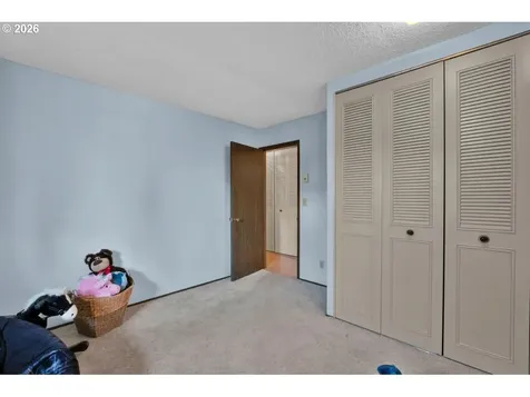 4448 Knoop Avenue Eugene OR 97402