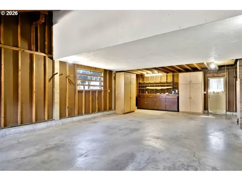 4448 Knoop Avenue Eugene OR 97402
