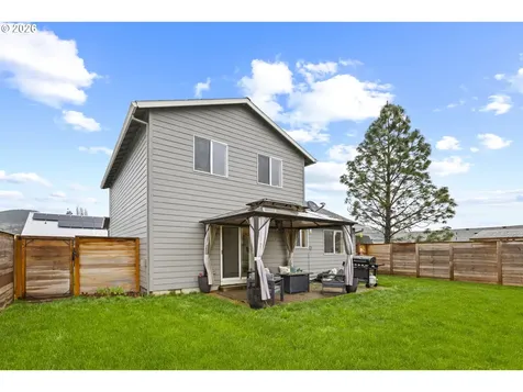 364 NW Blair Street Sheridan OR 97378