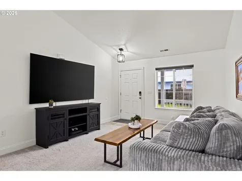 364 NW Blair Street Sheridan OR 97378