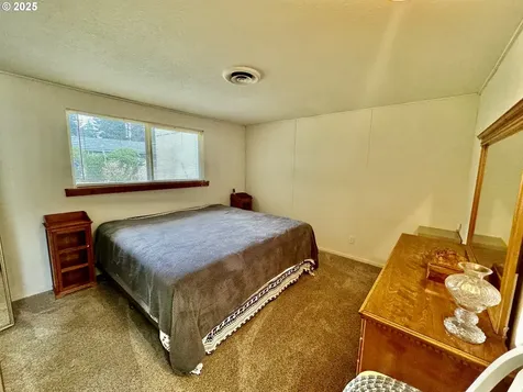 4990 Mitchell Loop Road Florence OR 97439