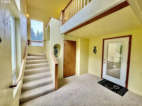4990 Mitchell Loop Road Florence OR 97439
