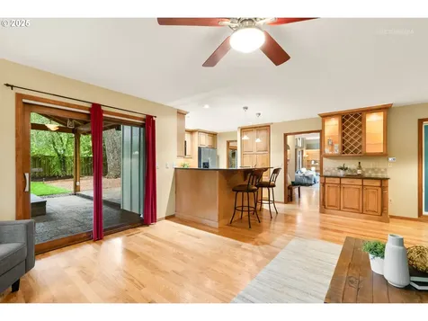 3841 SE Madsen Court Hillsboro OR 97123