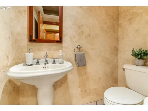 3841 SE Madsen Court Hillsboro OR 97123