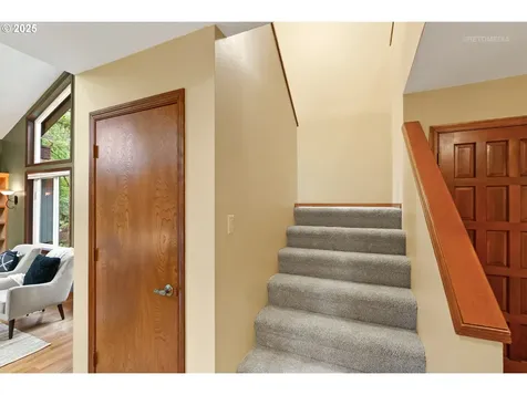 3841 SE Madsen Court Hillsboro OR 97123