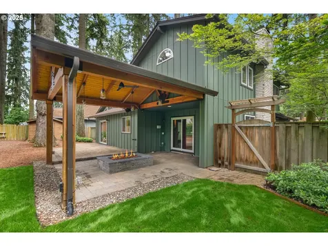 3841 SE Madsen Court Hillsboro OR 97123