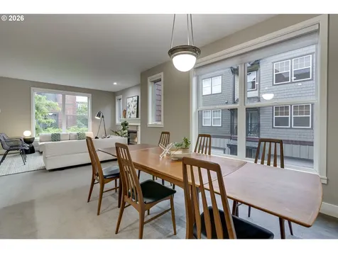 727 SE 34th Avenue Portland OR 97214