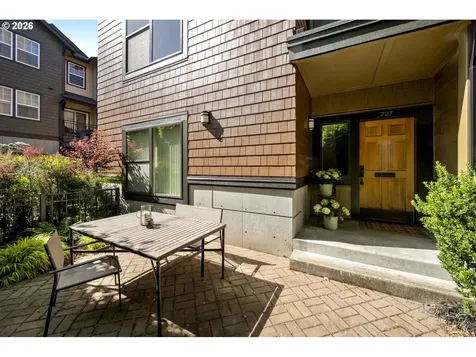 727 SE 34th Avenue Portland OR 97214