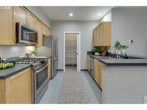 727 SE 34th Avenue Portland OR 97214