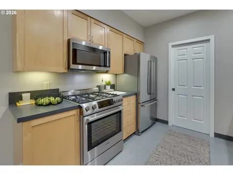 727 SE 34th Avenue Portland OR 97214
