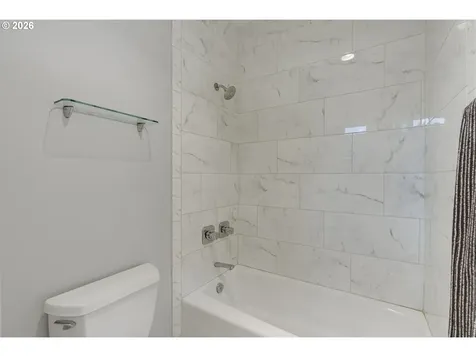 727 SE 34th Avenue Portland OR 97214