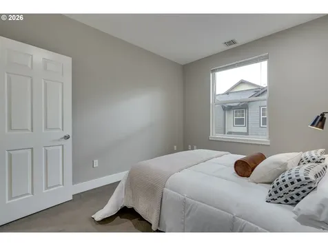 727 SE 34th Avenue Portland OR 97214