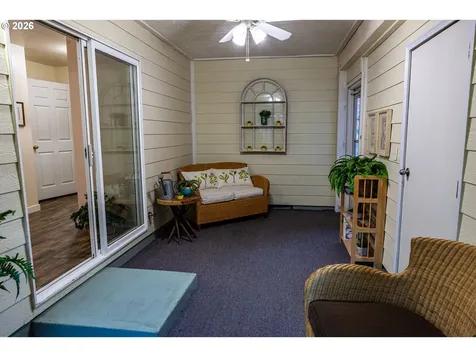 7421 SE Martins Street Portland OR 97206