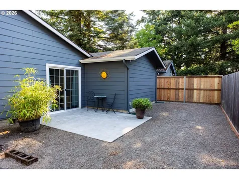 7421 SE Martins Street Portland OR 97206
