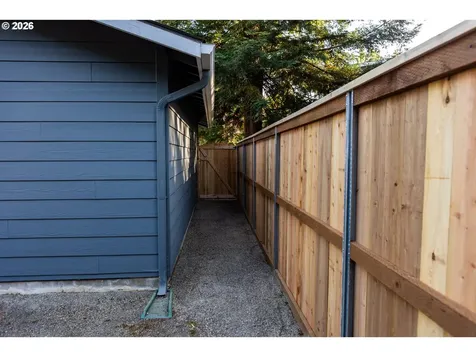 7421 SE Martins Street Portland OR 97206
