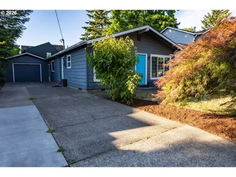 7421 SE Martins Street Portland OR 97206