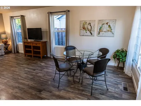 7421 SE Martins Street Portland OR 97206