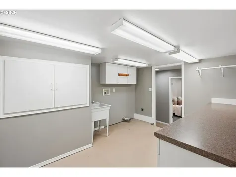 2203 N Emerson Street Portland OR 97217