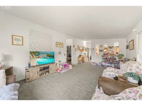 503 Old Pioneer Road Sutherlin OR 97479