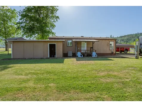 503 Old Pioneer Road Sutherlin OR 97479