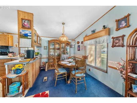 503 Old Pioneer Road Sutherlin OR 97479