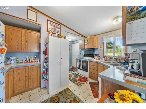 503 Old Pioneer Road Sutherlin OR 97479
