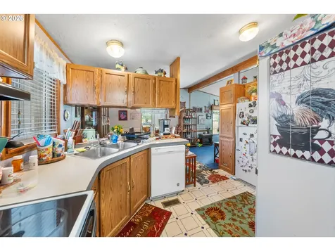 503 Old Pioneer Road Sutherlin OR 97479