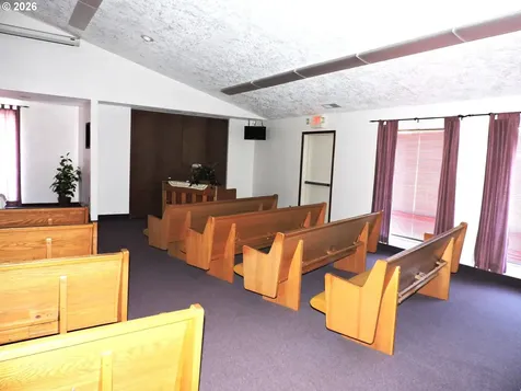 940 W Main Street Sheridan OR 97378