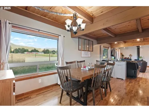 1008 Foster Street Cove OR 97824