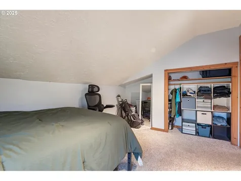 1008 Foster Street Cove OR 97824