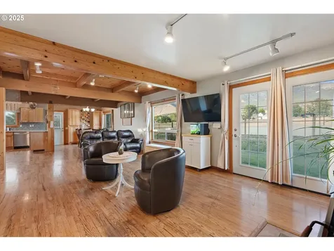 1008 Foster Street Cove OR 97824