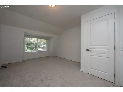 5659 Canary Road Florence OR 97439