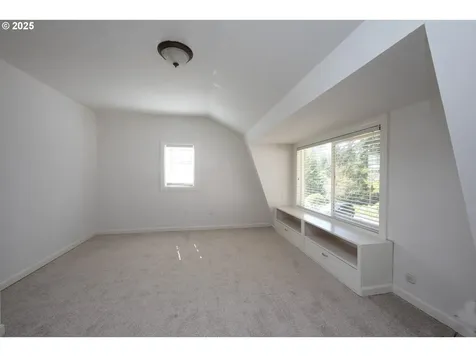 5659 Canary Road Florence OR 97439